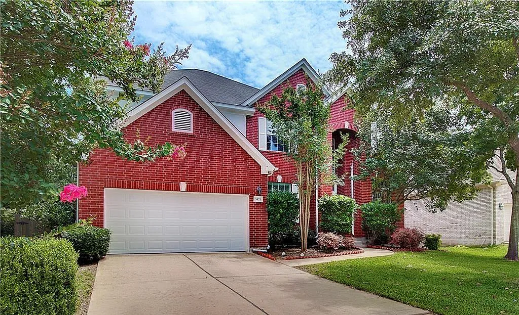 4 bed, 3.0 bath, 3424 sqft, $4,495 — Photo 1