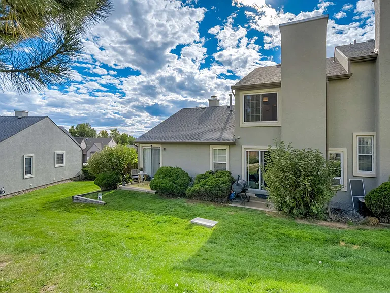2544 Blazek Loop — Photo 32