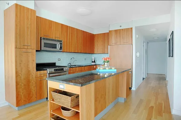 Rented by Cote Luxury Real Estate | media 4