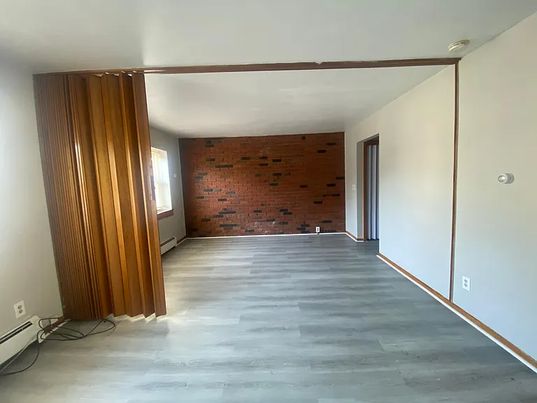 185 Thompson St #2B — Photo 3