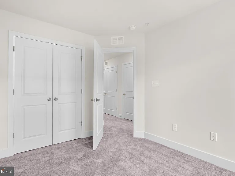 1826 Parham Way — Photo 26