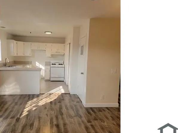 1028 W 110th St #4, Los Angeles, CA 90044