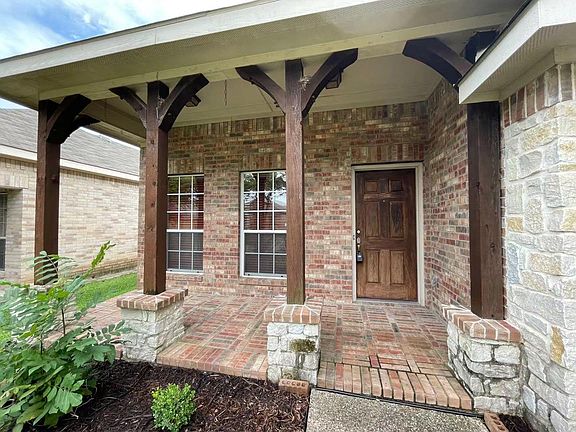 4th image of 1702 Briarhollow Dr
