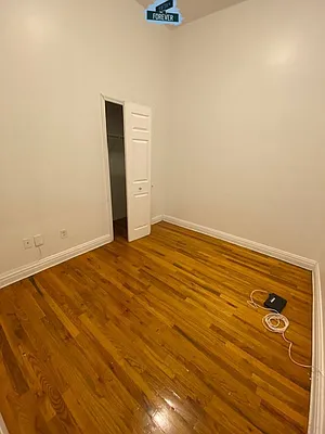 Rented by Fifth & Forever LLC | media 35