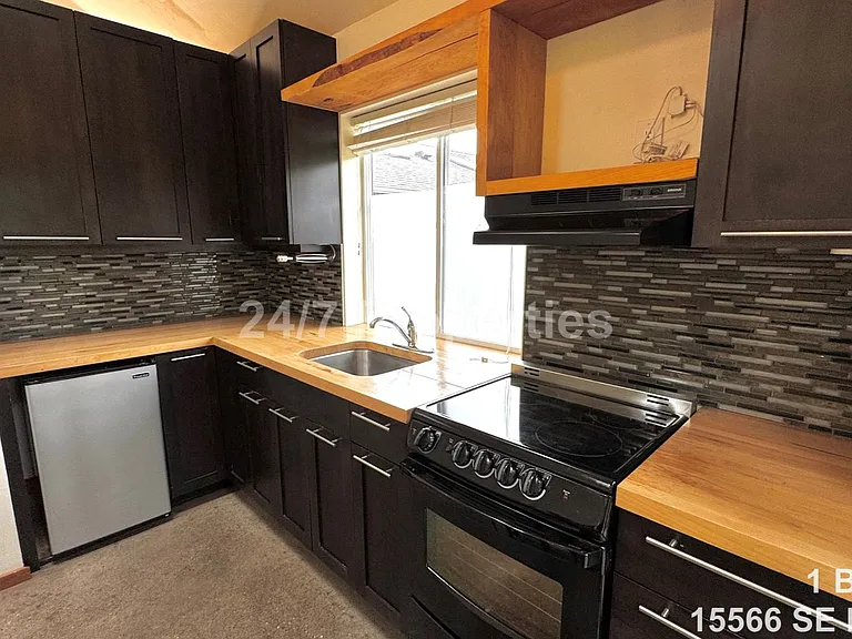 15566 SE Lark Ave — Photo 7