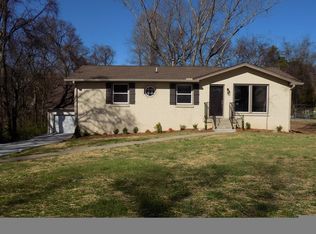 210 E Overhill Dr, Old Hickory, TN 37138
