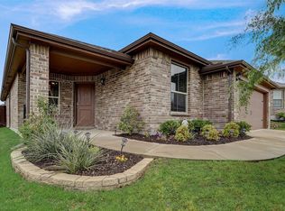 9936 Huntersville Trl, Fort Worth, TX 76108