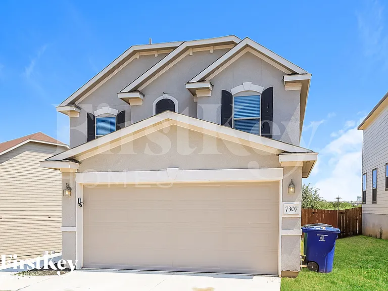 7307 Palomino Bay — Photo 2