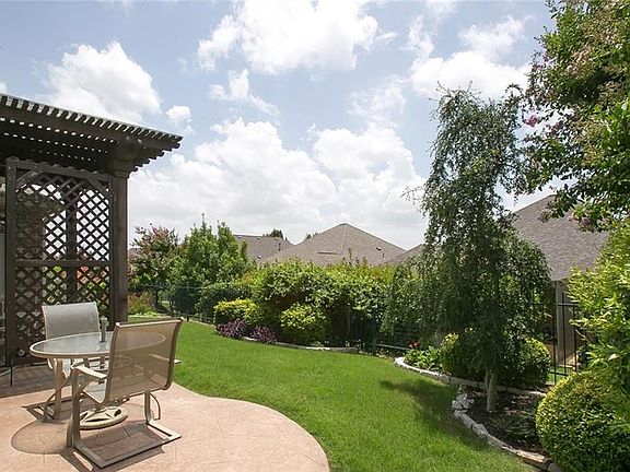 3rd image of 295 Pebble Beach Dr