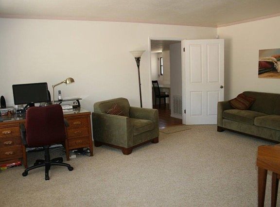 5th image of 1365 Windridge Dr