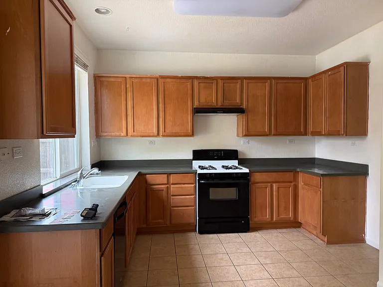 9633 McKenna Dr — Photo 18