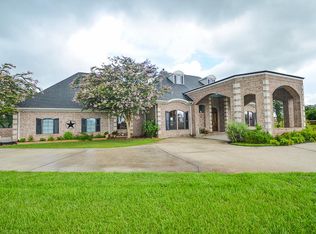 726 Comanche Trail Dr, Rosharon, TX 77583