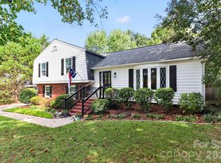 10743 Osprey Dr, Charlotte, NC 28226