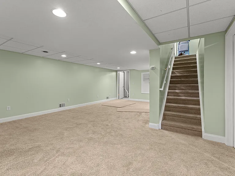 7164 Richmond Dr — Photo 28