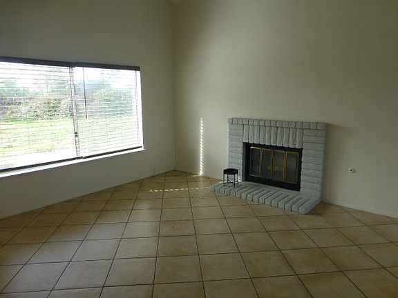 5th image of 15491 Fugate Ct