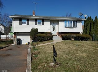 189 Pineview Ter, Plainfield, NJ 07062