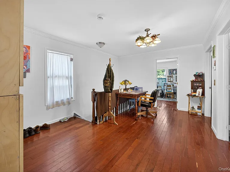28 Academy Ave #2 — Photo 5