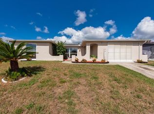 9825 Aetna Ln, Port Richey, FL 34668