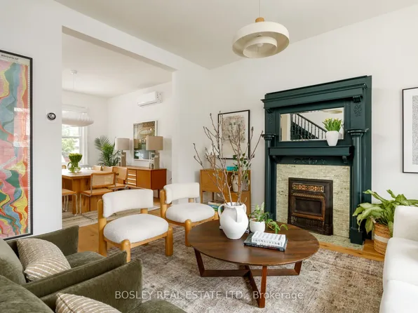 127 Lisgar St, Toronto, ON M6J 3G4