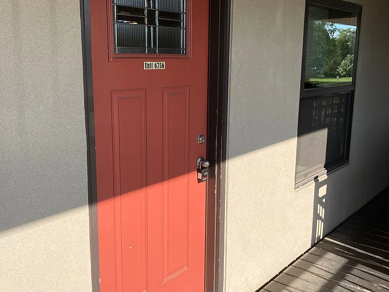 ENTRANCE DOOR