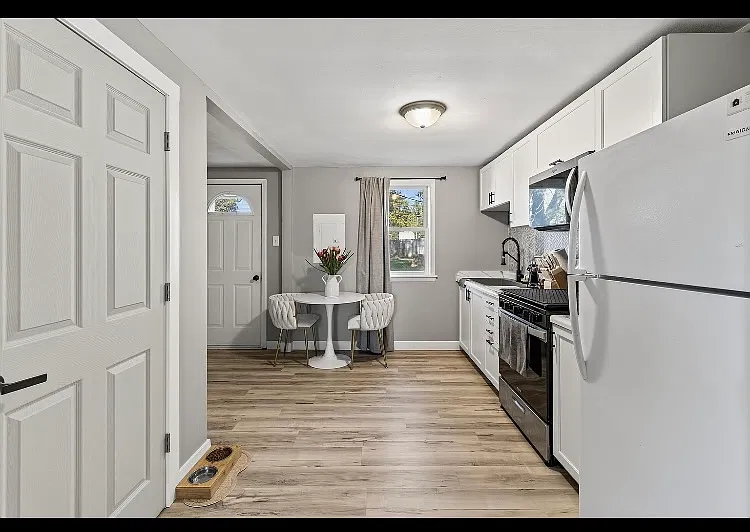 2 bed, 700 sqft, $1,500 — Photo 4
