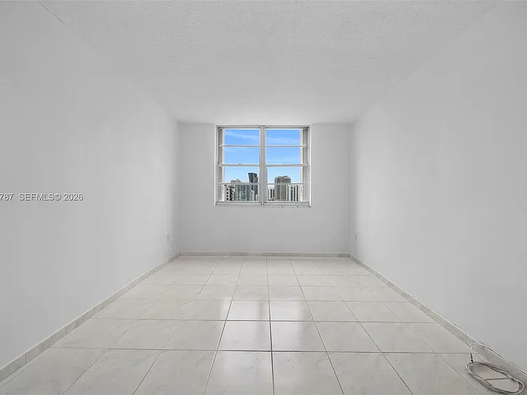 300 Bayview Dr #1711 — Photo 11