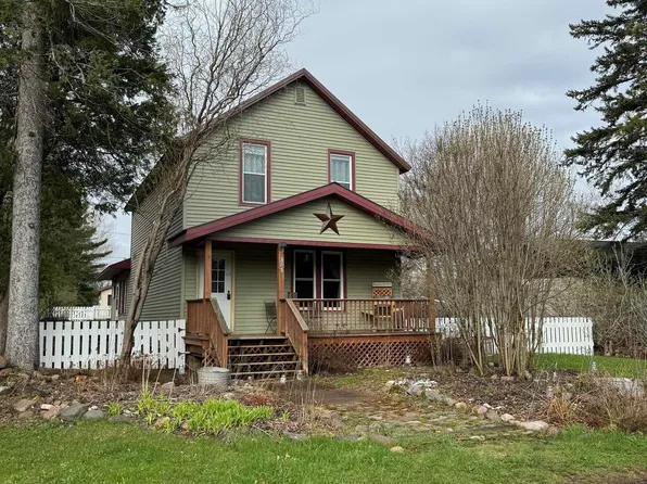 315 16th Ave E, Ashland, WI 54806