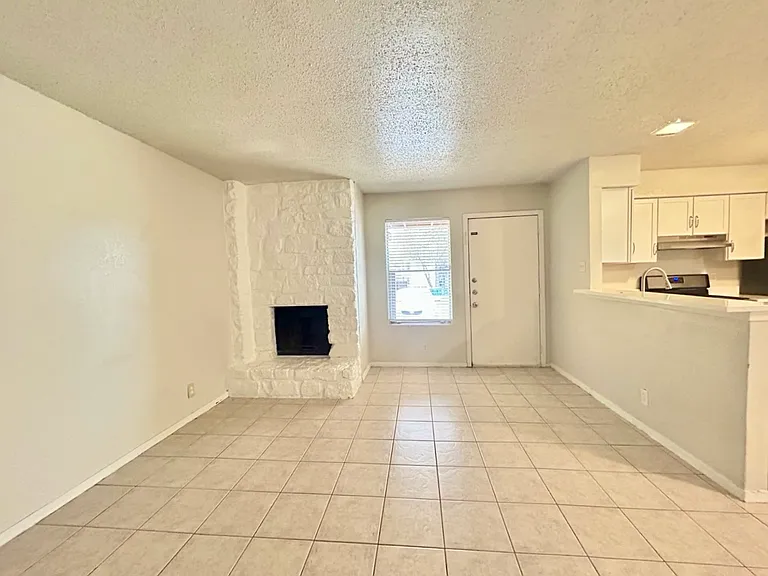 2300 Cedrick Cv #A — Photo 10
