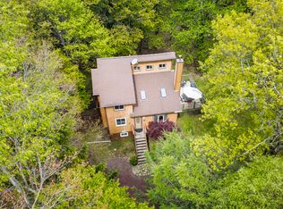 205 Victory Ln, Long Pond, PA 18334