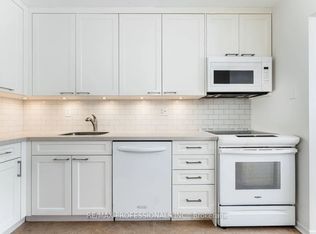 100 Quebec Ave #301, Toronto, ON M6P4B8