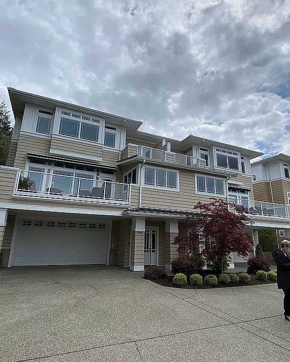 2nd image of 12223 58th Ave