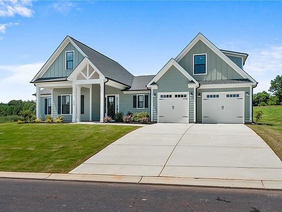 3rd image of 504 Tilman Ct