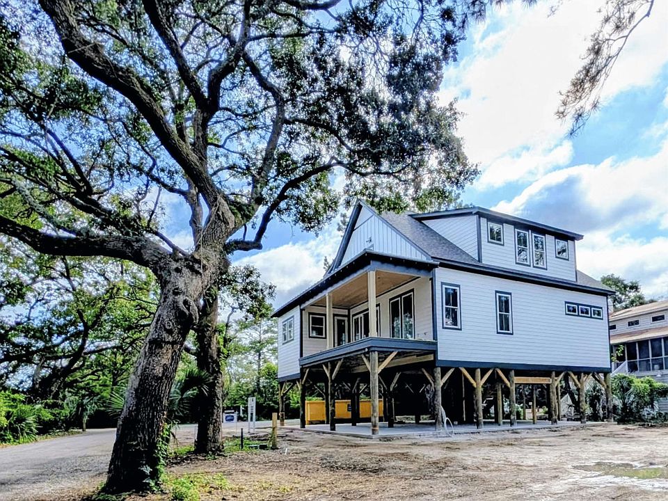 1st image of 59 Hook Dr.