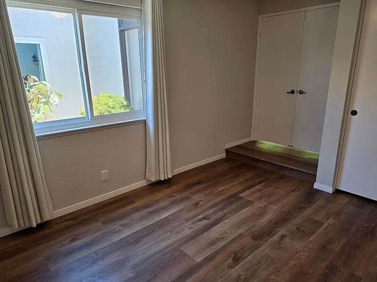 27351 Allariz — Photo 20