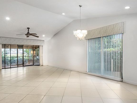 4th image of 16131 Laurel Drive #33
