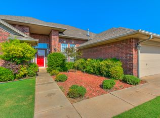 49 S Lexington Way, Edmond, OK 73012