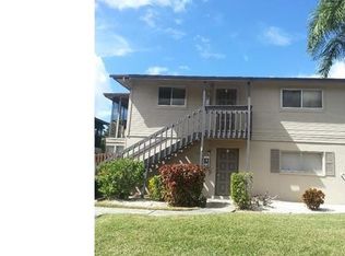 5761 Foxlake Dr APT E, North Fort Myers, FL 33917