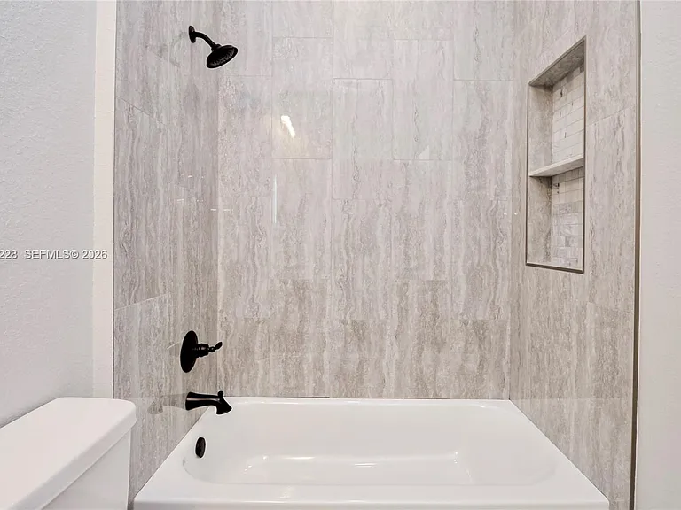 4510 Boabadilla Ave — Photo 25