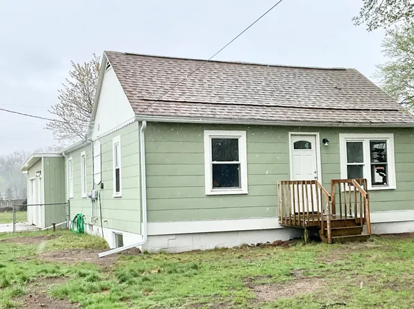 800 S Wolf Lake Rd, Muskegon, MI 49442