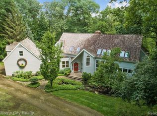 1701 Washington Rd, ROCHESTER, MI 48306