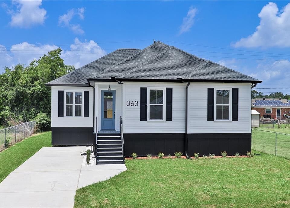 1st image of 363 Glen Della Dr