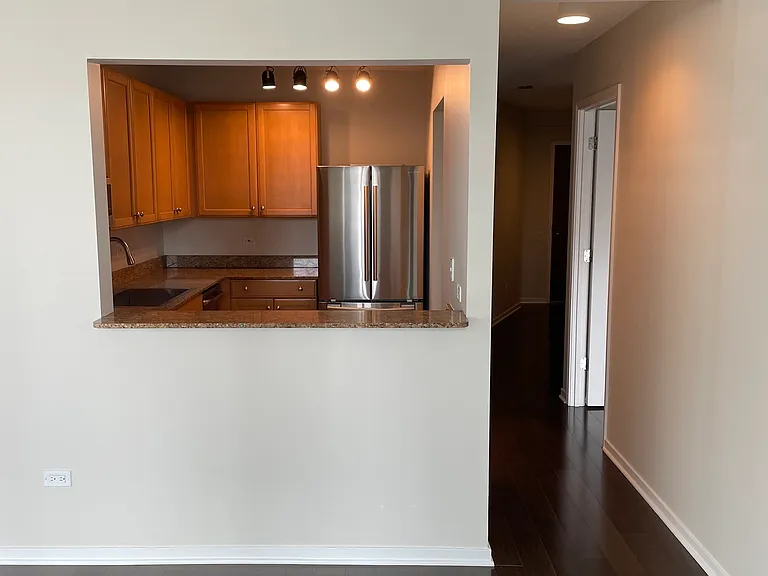 400 N Lasalle St #2304 — Photo 7