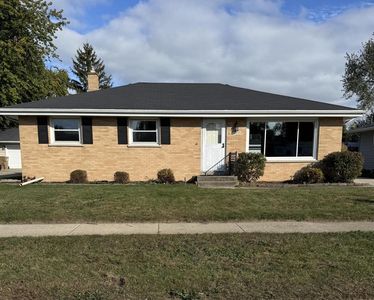 8305 27th AVENUE, Kenosha, WI, 53143