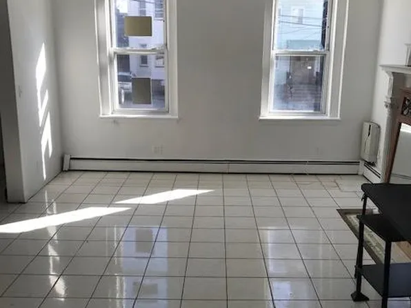12 Van Reipen Ave Floor 2, Jersey City, NJ 07306