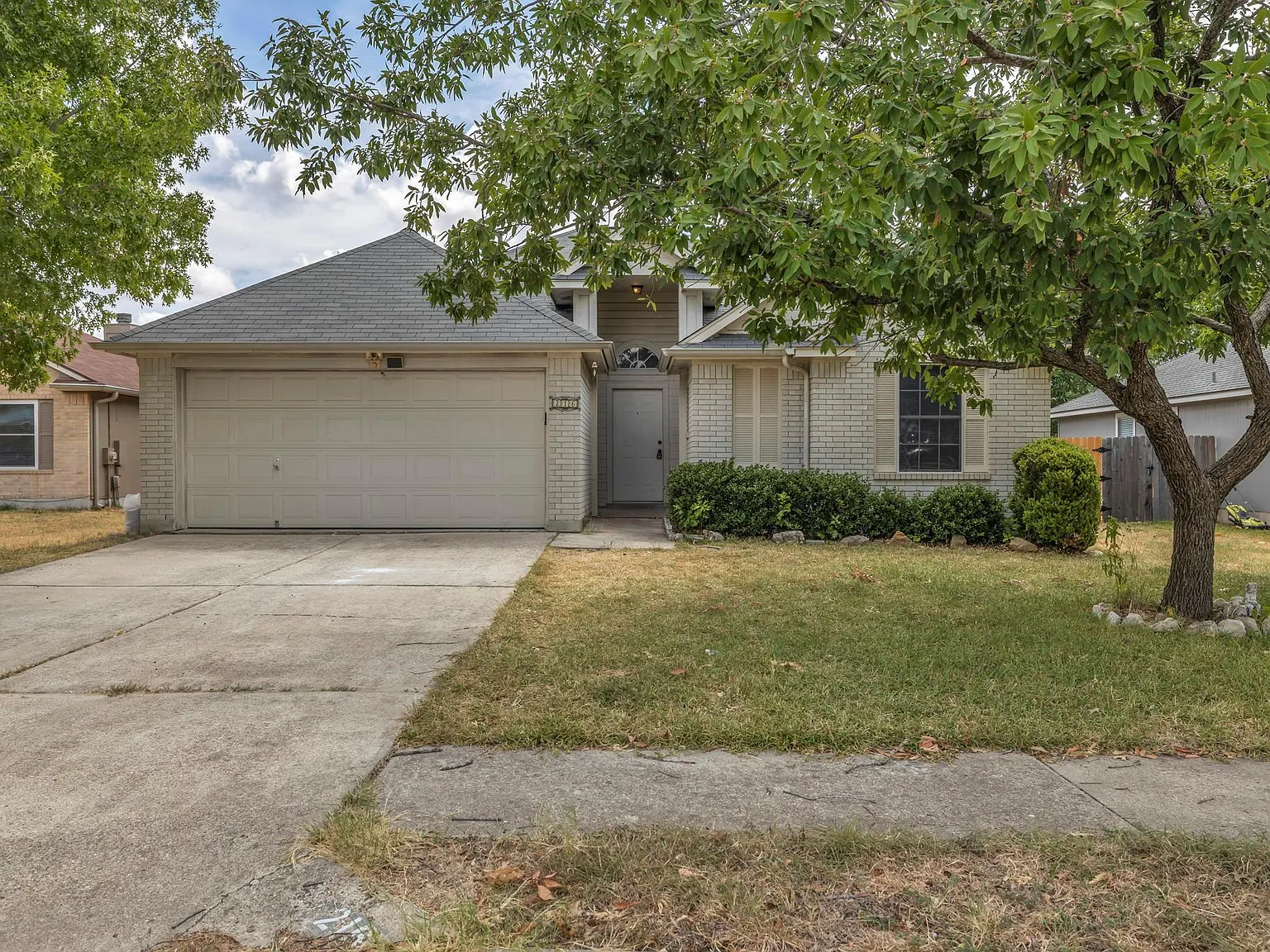 3 bed, 2.0 bath, 1662 sqft, $1,995 — Photo 3