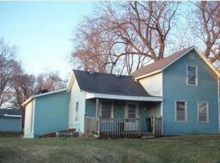 229 Koeppe St, Walnut, IA 51577