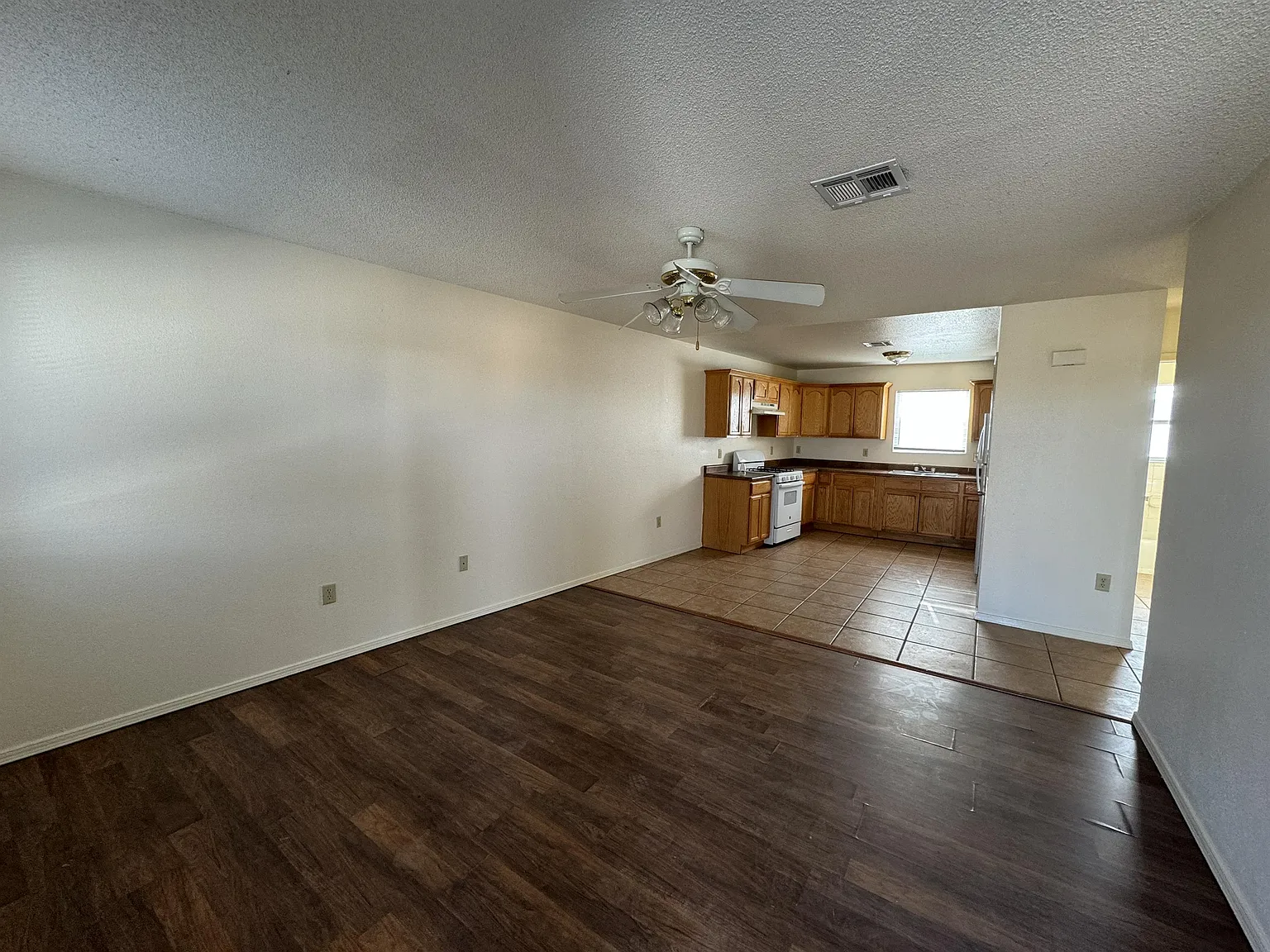 8715 Independence Drive #07 - 3 — Photo 2