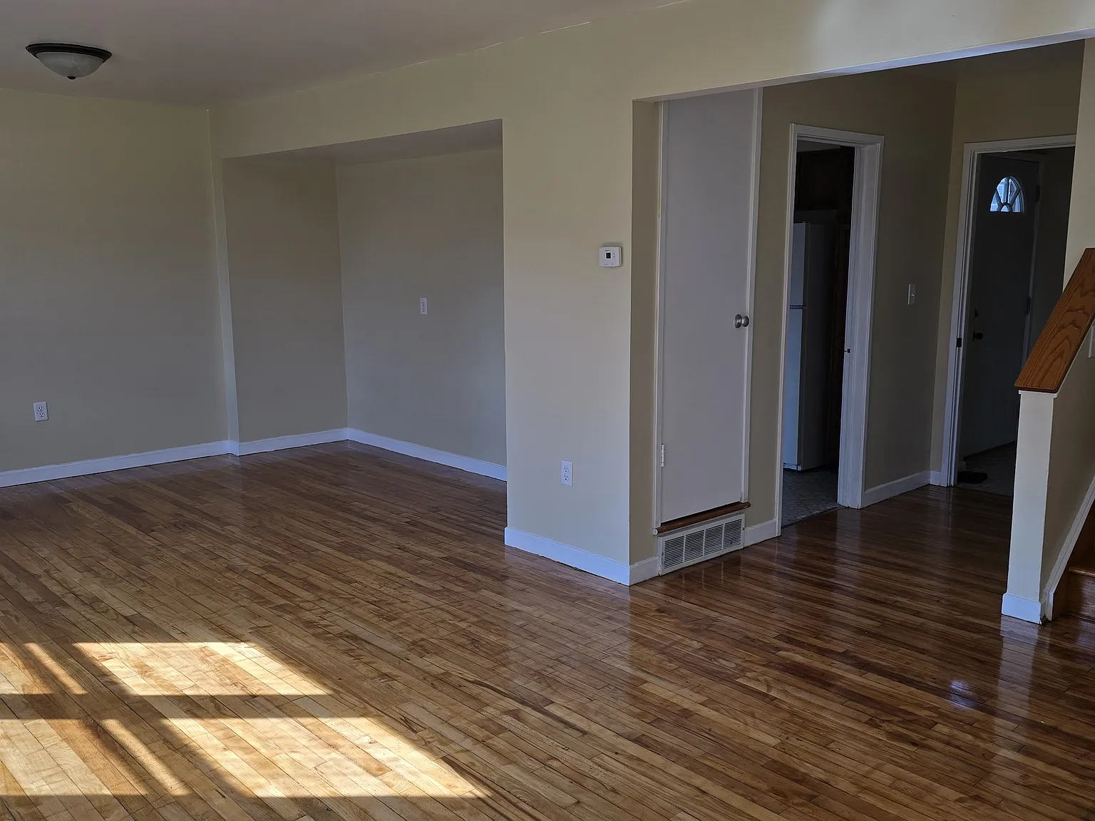 3 bed, 1250 sqft, $795 — Photo 4