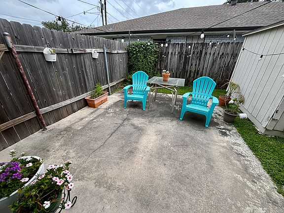 2nd image of 632 Carrollton Ave