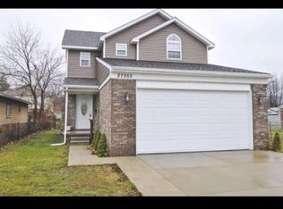 27055 Lorenz St, Madison Heights, MI 48071